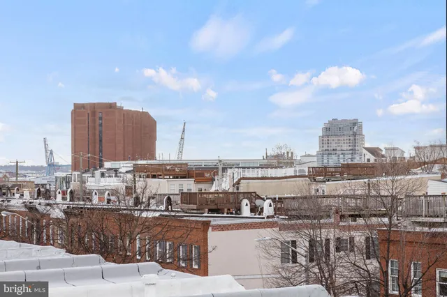 $3,300 | 505 South Lakewood Avenue, Baltimore, MD 21224