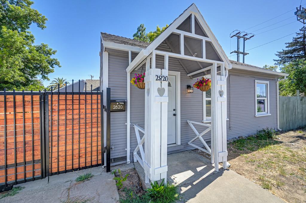 2820 Fruitridge Road Sacramento, CA 95820 - Photo 7 of 68