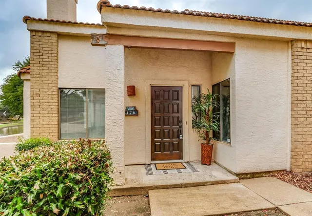$290,000 | 541 Ranch Trail, Unit 176, Irving, TX 75063