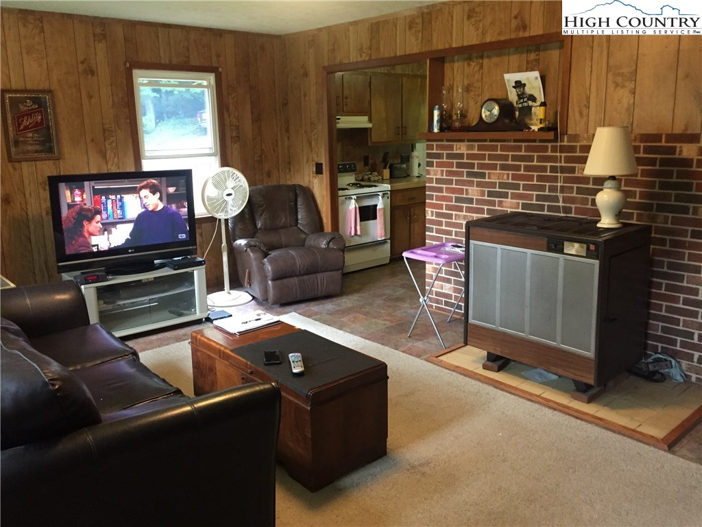3263 Castle Ford Road Boone, NC 28607 - Photo 11 of 24 Gallery Image 11