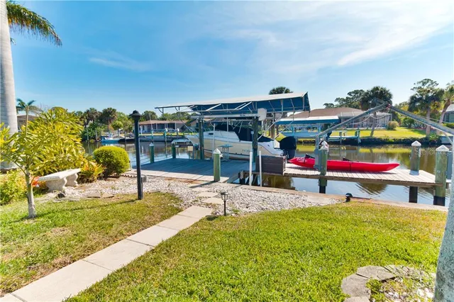 a close up of a tennis court
