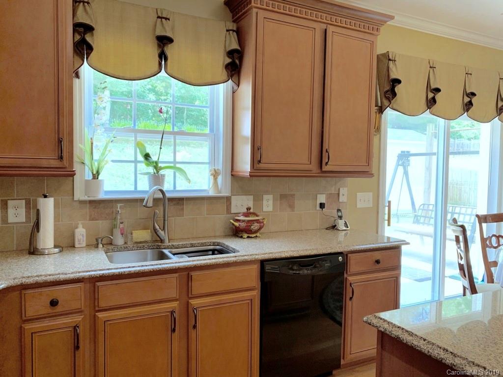 1065 Streamlet Way Monroe, NC 28110 - Photo 6 of 27 Gallery Image 6
