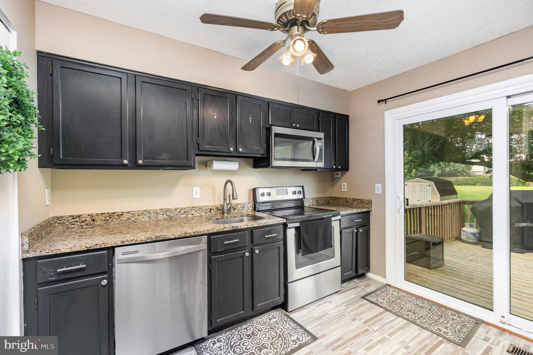 8 Bellfalls Way Nottingham, MD 21236 - Photo 10 of 26 Updated kitchen with granite countertops