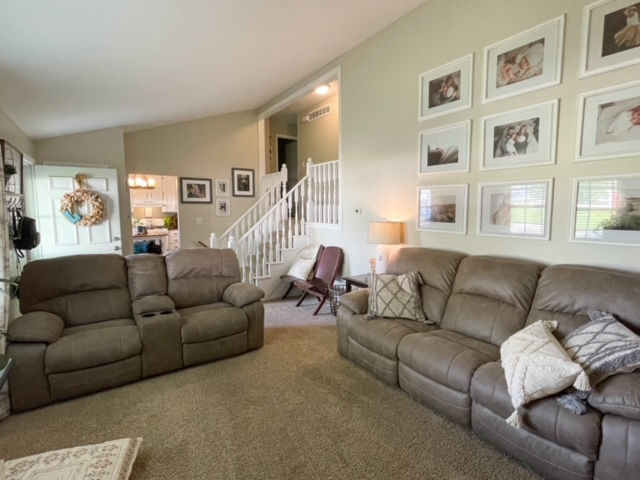 411 Errett Road Rochelle, IL 61068 - Photo 7 of 20