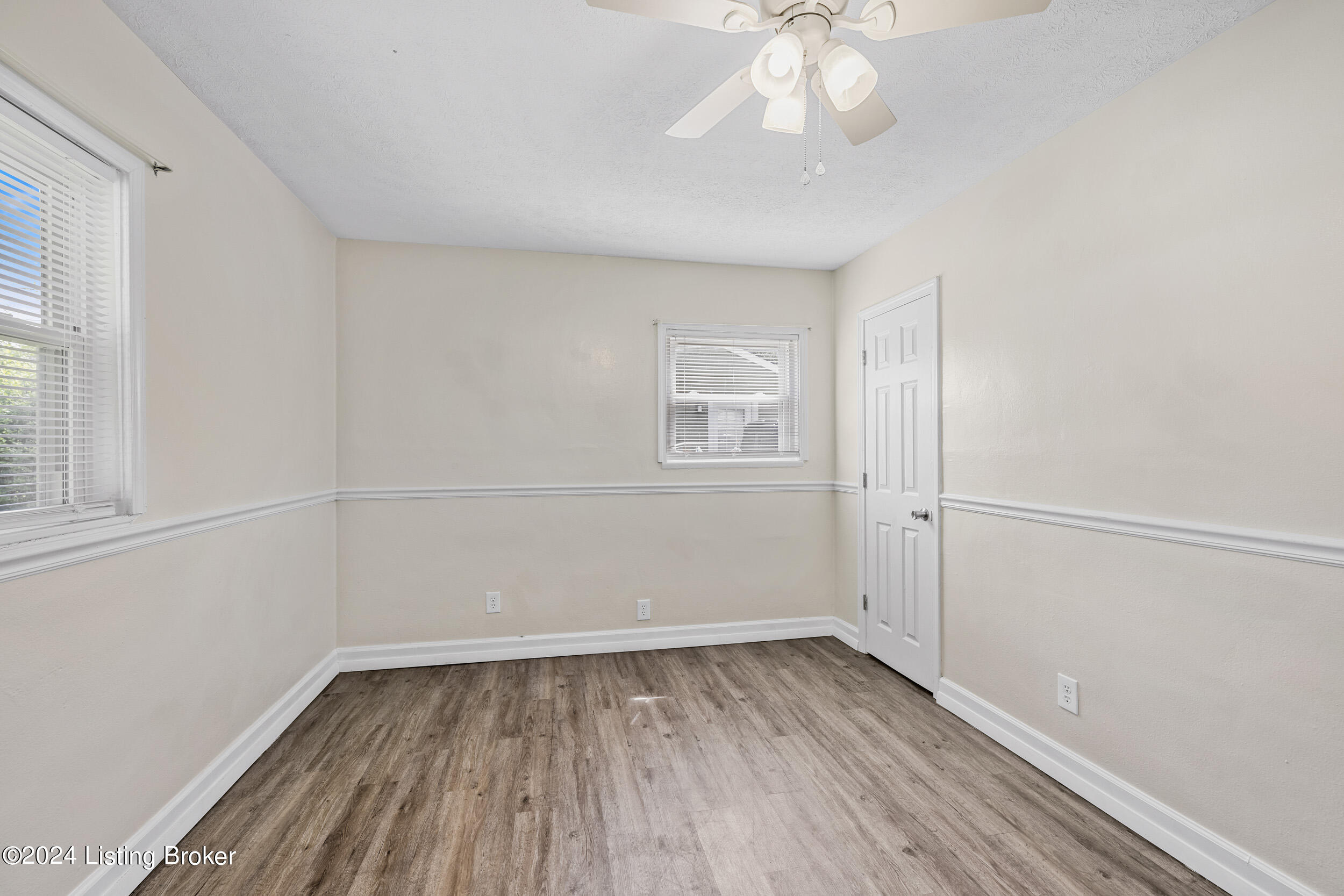 4706 Andalusia Lane Louisville, KY 40272 - Photo 14 of 25 LREP1794