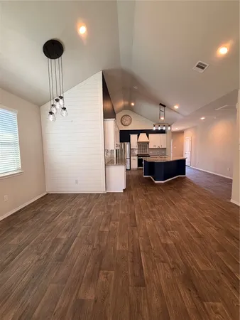 $2,125 | 11520 Kalinago View Lane, Conroe, TX 77304