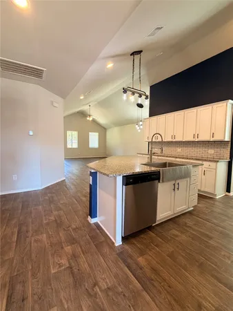 $2,125 | 11520 Kalinago View Lane, Conroe, TX 77304