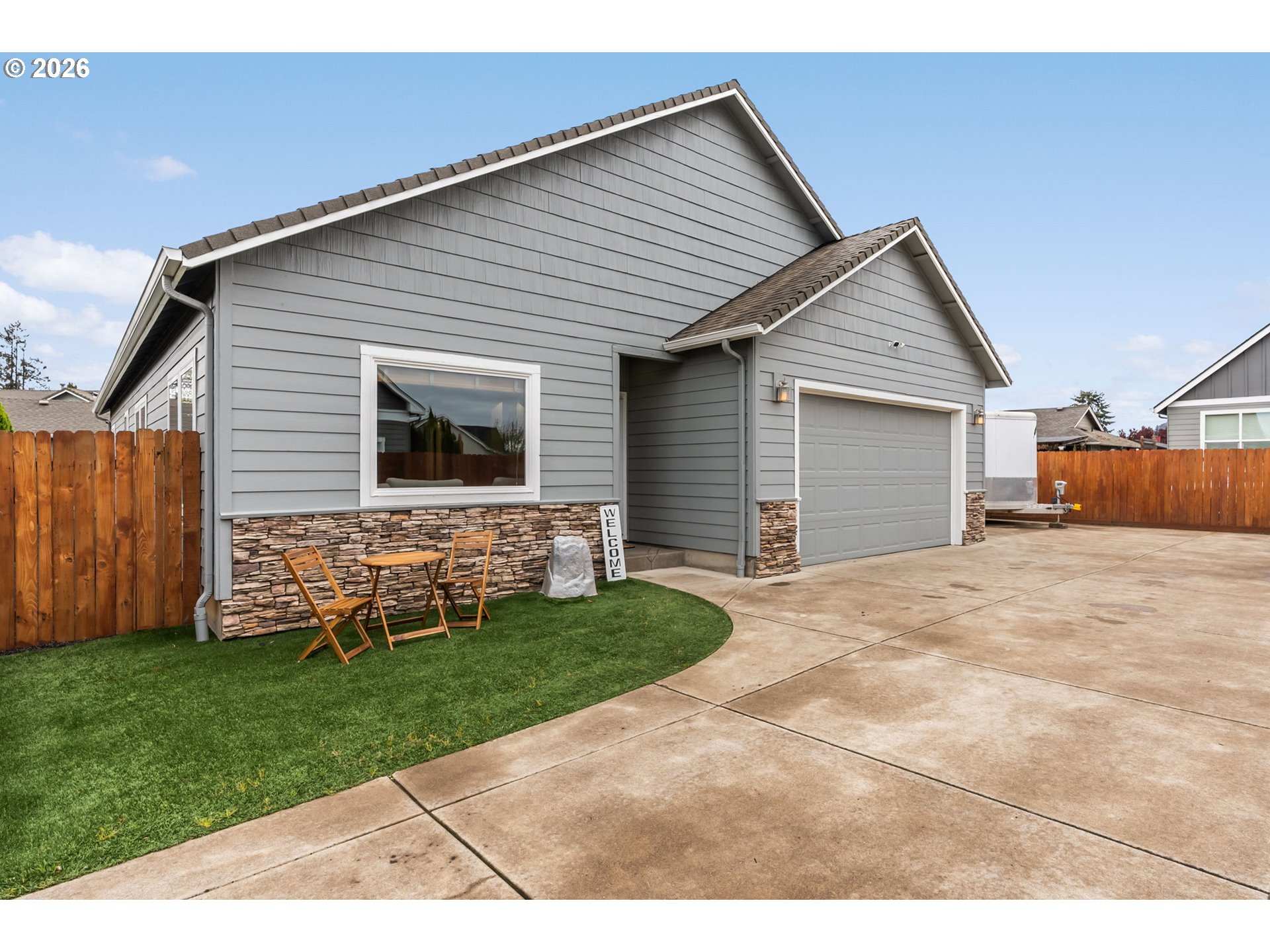 852 T Street Springfield, OR 97477 - Photo 2 of 43