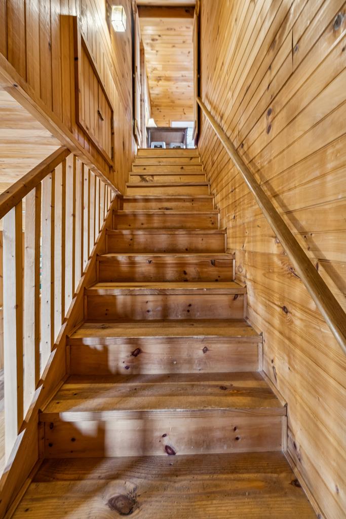 101 Moonshine Mountain Road Mineral Bluff, GA 30559 - Photo 44 of 70 a view of entryway