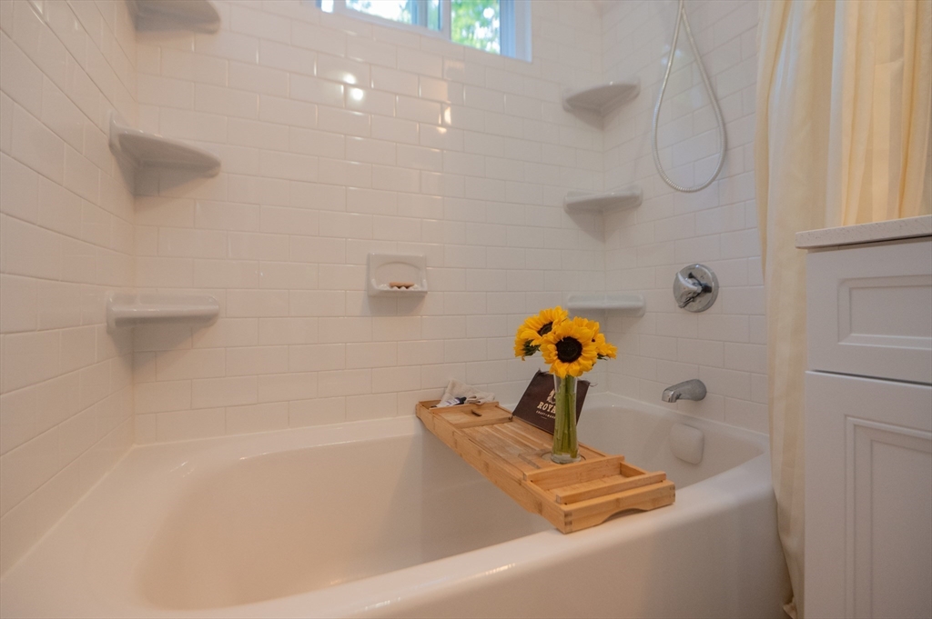 53 Bulfinch Road Lynn, MA 01902 - Photo 24 of 42