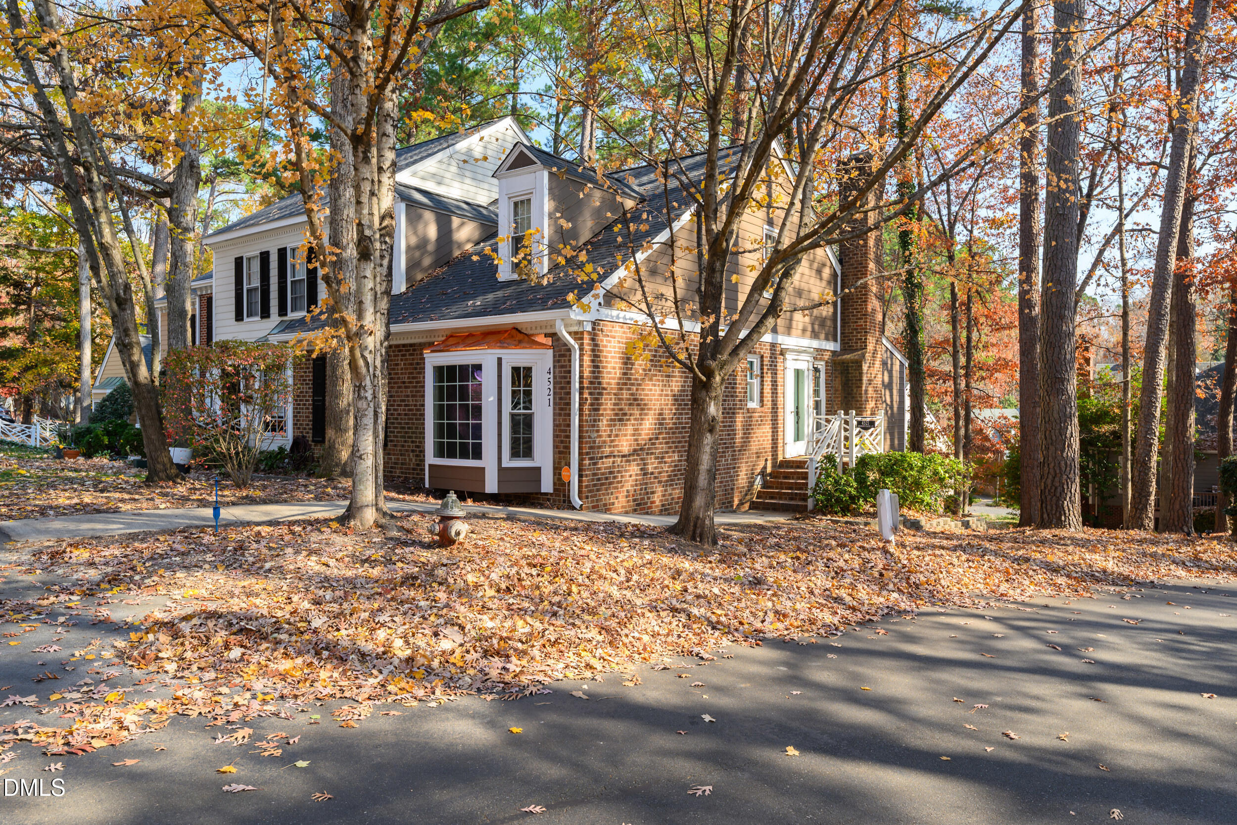 4521 Chinquoteague Court Raleigh, NC 27613 - Photo 4 of 31 2 -4521 chinquoteague ct, exterior