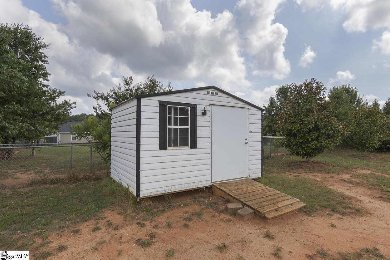 108 Mediterranean Avenue Anderson, SC 29621 - Photo 13 of 46