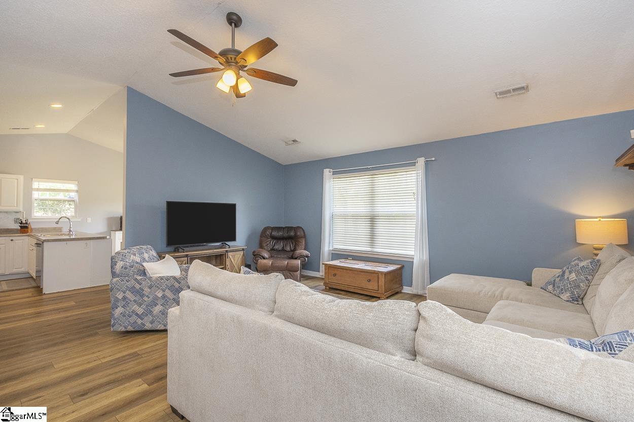 108 Mediterranean Avenue Anderson, SC 29621 - Photo 14 of 46