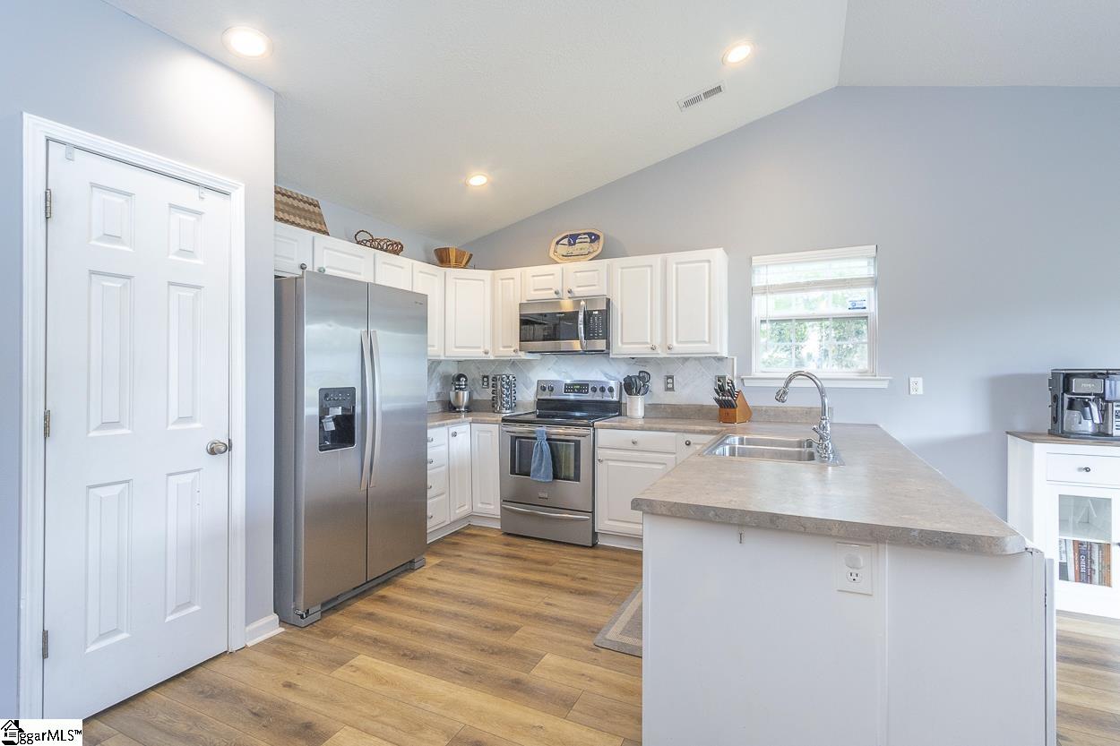 108 Mediterranean Avenue Anderson, SC 29621 - Photo 18 of 46