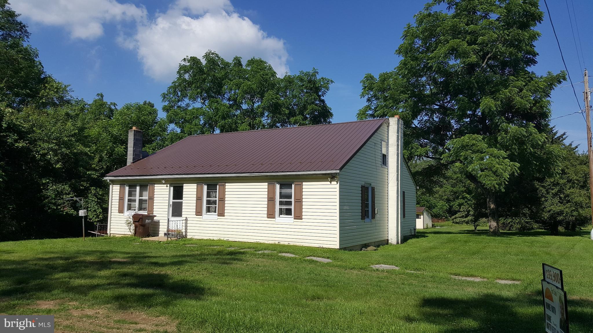 180 Baker Road Fayetteville, PA 17222 - Photo 2 of 18 Exterior (Front)