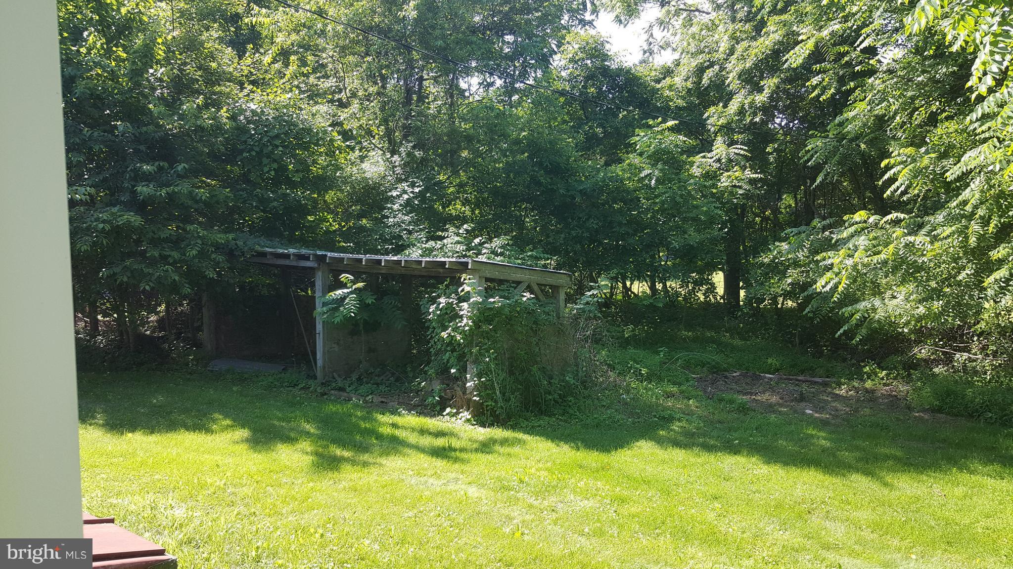 180 Baker Road Fayetteville, PA 17222 - Photo 8 of 18 WOOD SHED