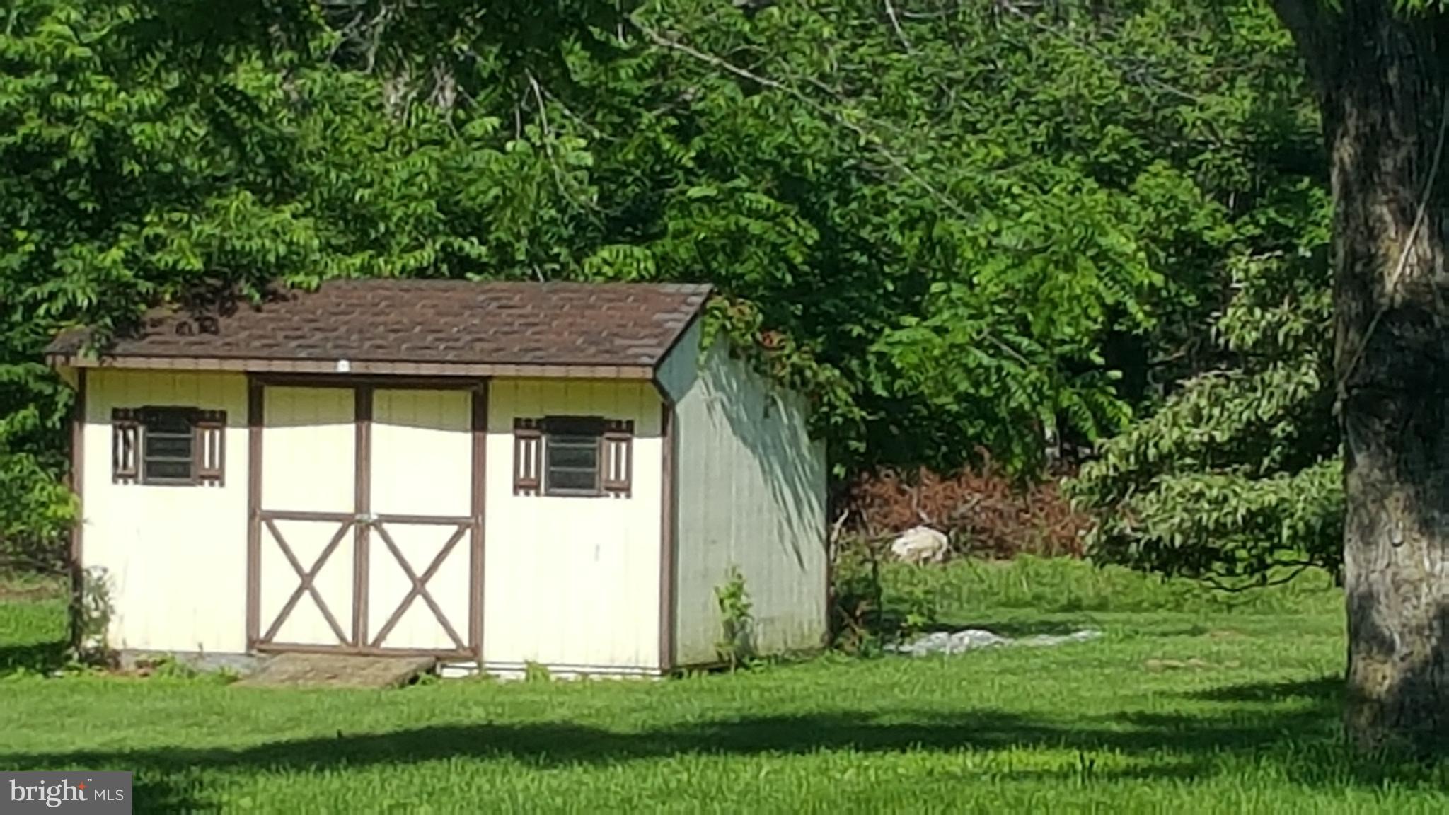 180 Baker Road Fayetteville, PA 17222 - Photo 9 of 18 STORAGE SHED