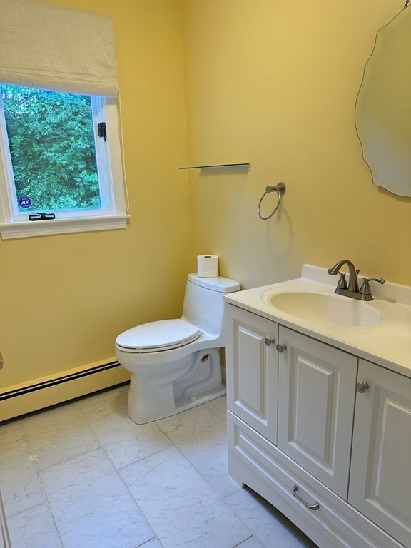 41 Barnard Road Marlborough, MA 01752 - Photo 13 of 17 Gallery Image 13