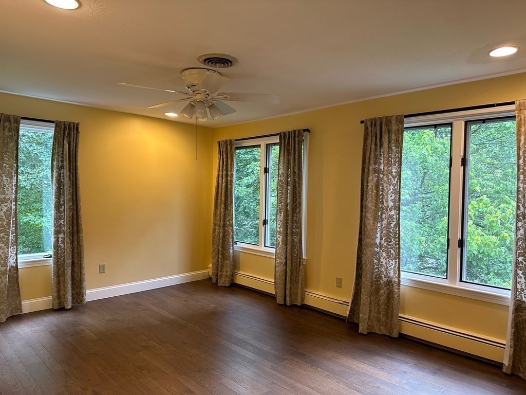 41 Barnard Road Marlborough, MA 01752 - Photo 5 of 17 Gallery Image 5