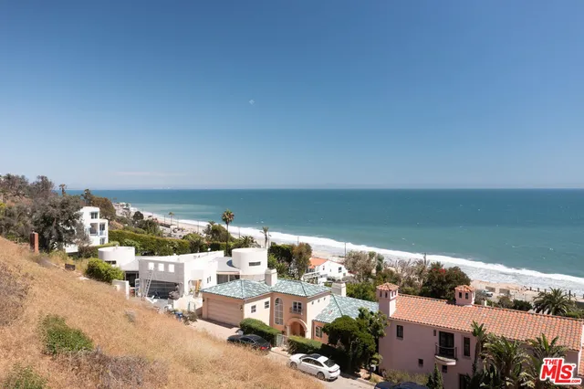 $125,000 | 21641 Rambla Vista, Malibu, CA 90265