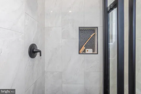 $749,900 | 1332 G Street Southeast, Unit 2, Washington, DC 20003
