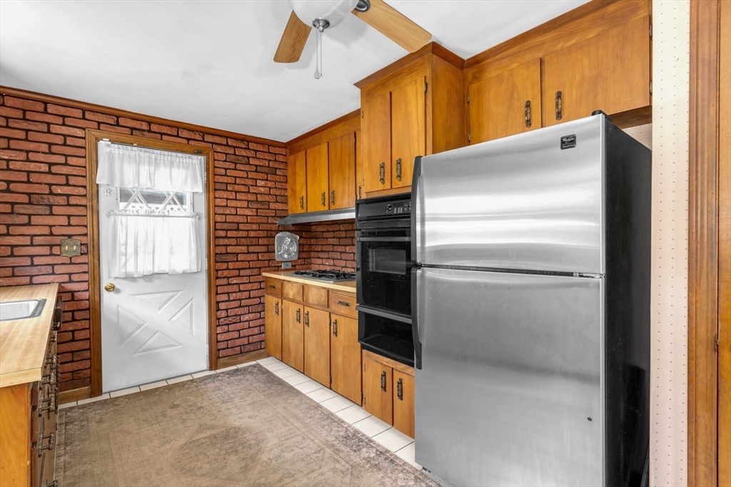 4 Southgate Road Franklin, MA 02038 - Photo 18 of 38 Gallery Image 18