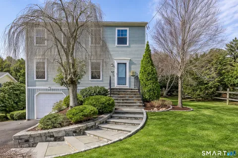 $999,000 | 67 Sigwin Drive, Fairfield, CT 06824