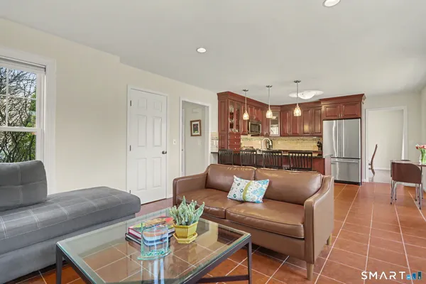 $999,000 | 67 Sigwin Drive, Fairfield, CT 06824