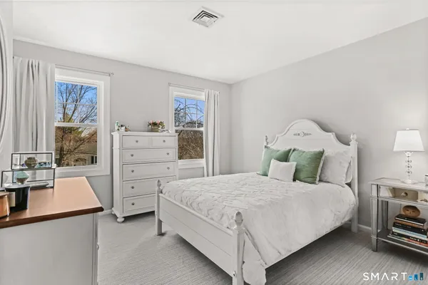 $999,000 | 67 Sigwin Drive, Fairfield, CT 06824