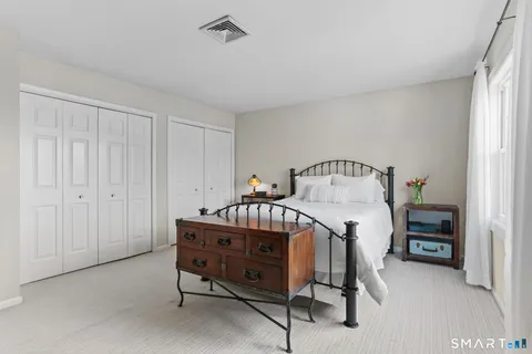 $999,000 | 67 Sigwin Drive, Fairfield, CT 06824