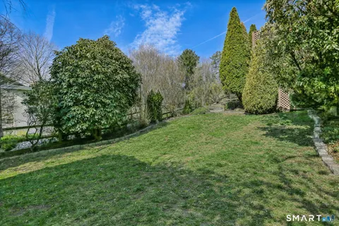 $999,000 | 67 Sigwin Drive, Fairfield, CT 06824