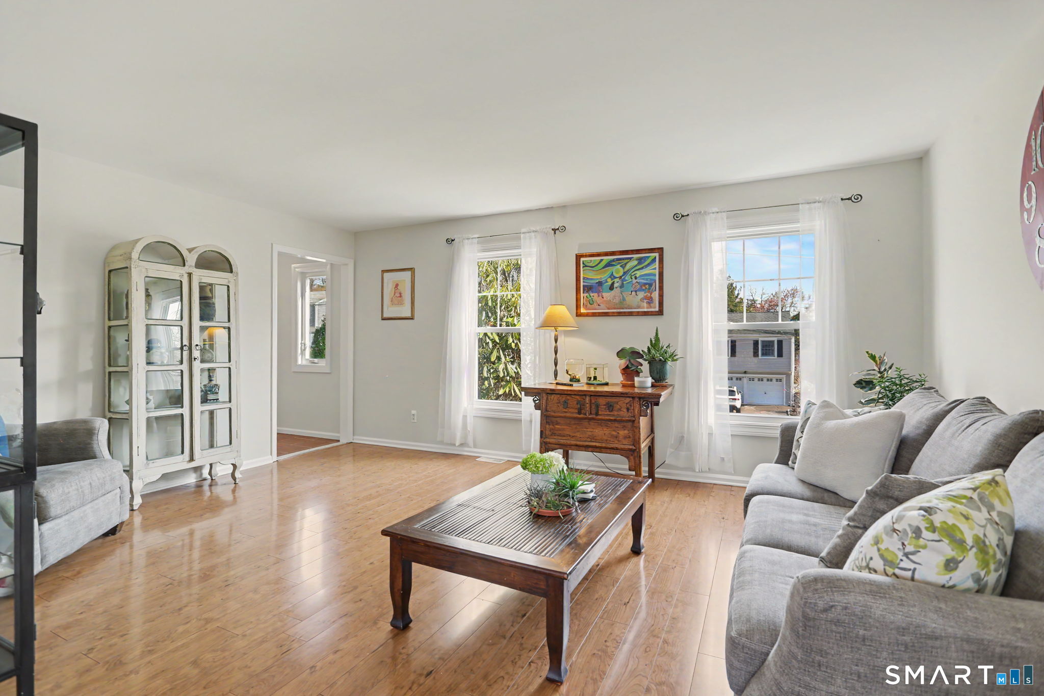 67 Sigwin Drive Fairfield, CT 06824 - Photo 4 of 31