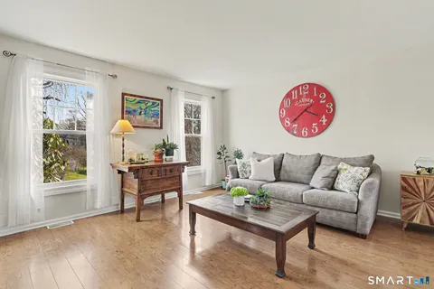 $999,000 | 67 Sigwin Drive, Fairfield, CT 06824