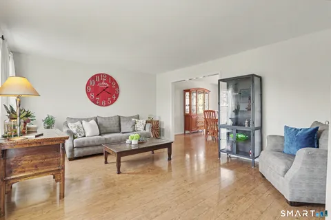 $999,000 | 67 Sigwin Drive, Fairfield, CT 06824