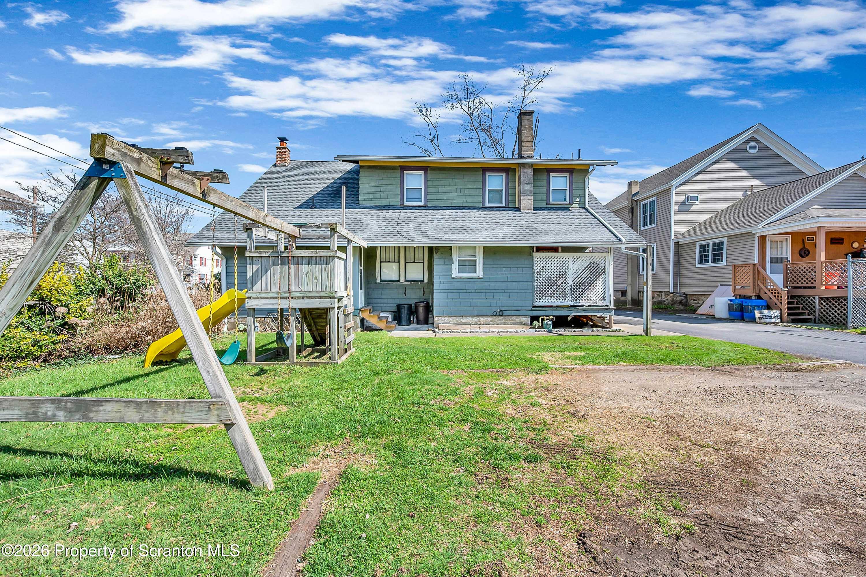 132 South Ridge Street Taylor, PA 18517 - Photo 5 of 21 Ridge -4