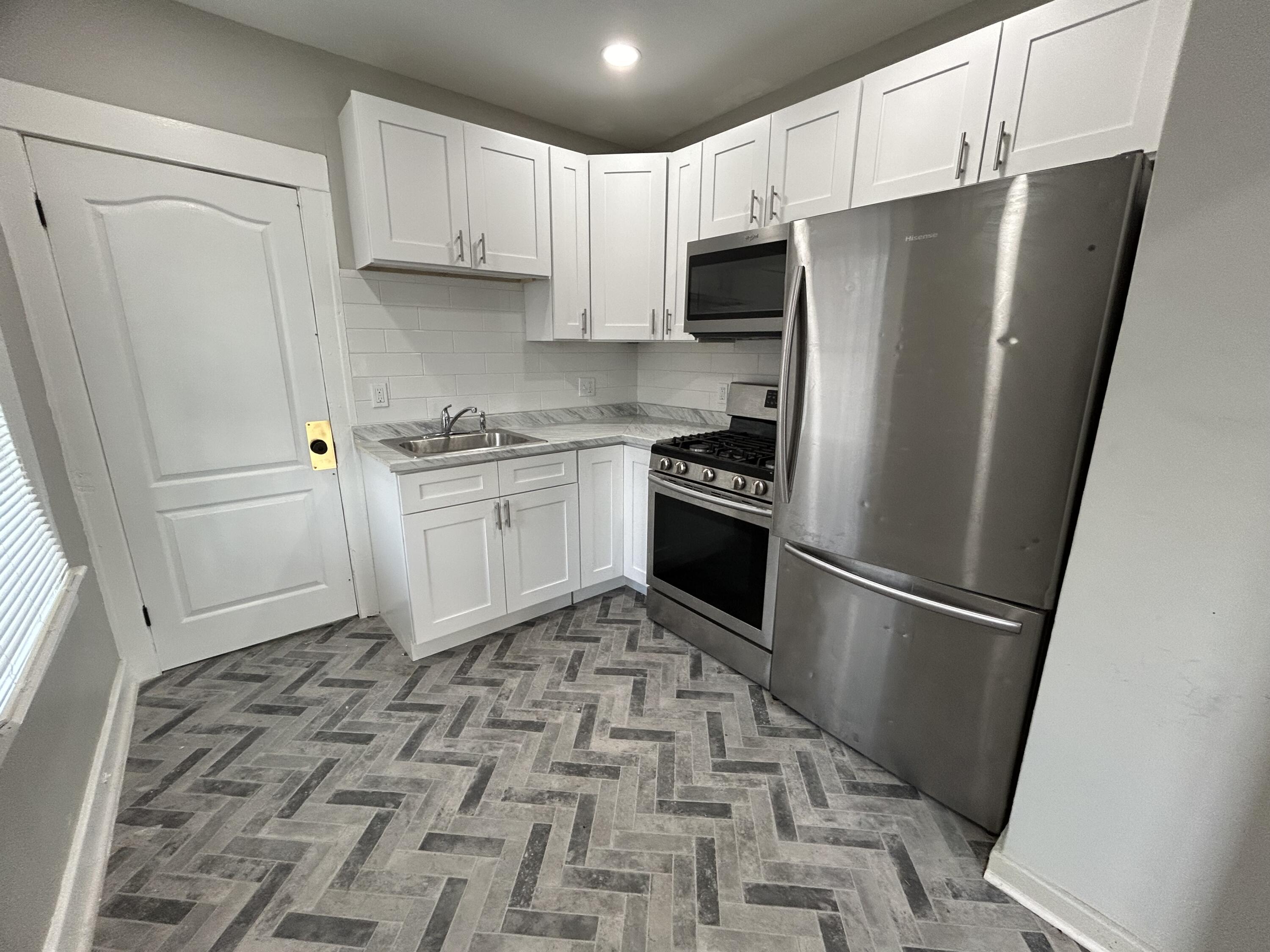 2960 Kendall Street, Unit UPPR Detroit, MI 48238 - Photo 5 of 13 IMG_0192