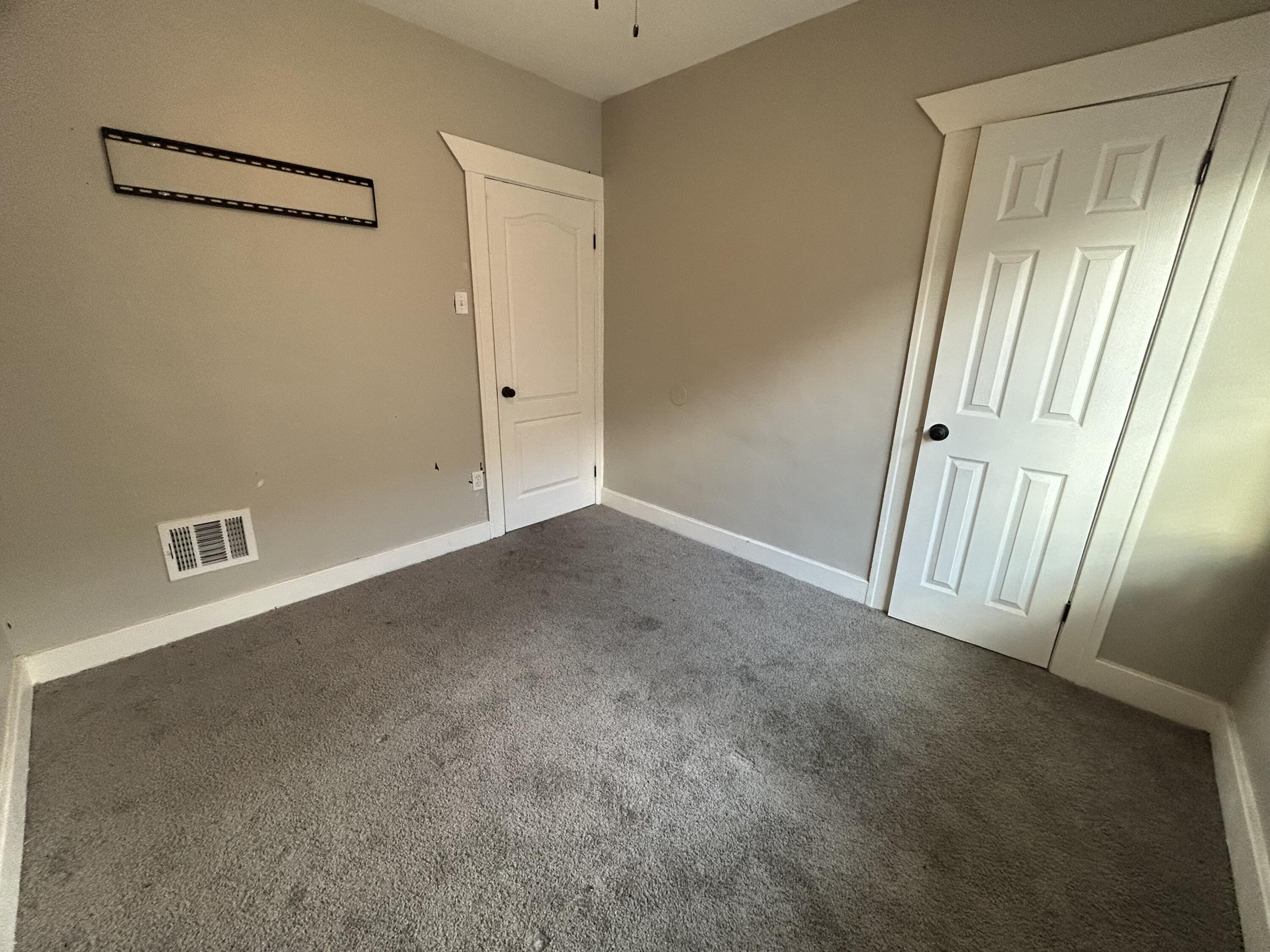 2960 Kendall Street, Unit UPPR Detroit, MI 48238 - Photo 8 of 13 IMG_0196