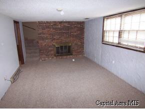 36 Ross Drive Springfield, IL 62711 - Photo 6 of 9 Gallery Image 6