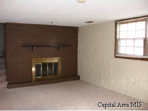 36 Ross Drive Springfield, IL 62711 - Photo 7 of 9 Gallery Image 7