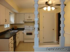 36 Ross Drive Springfield, IL 62711 - Photo 8 of 9 Gallery Image 8