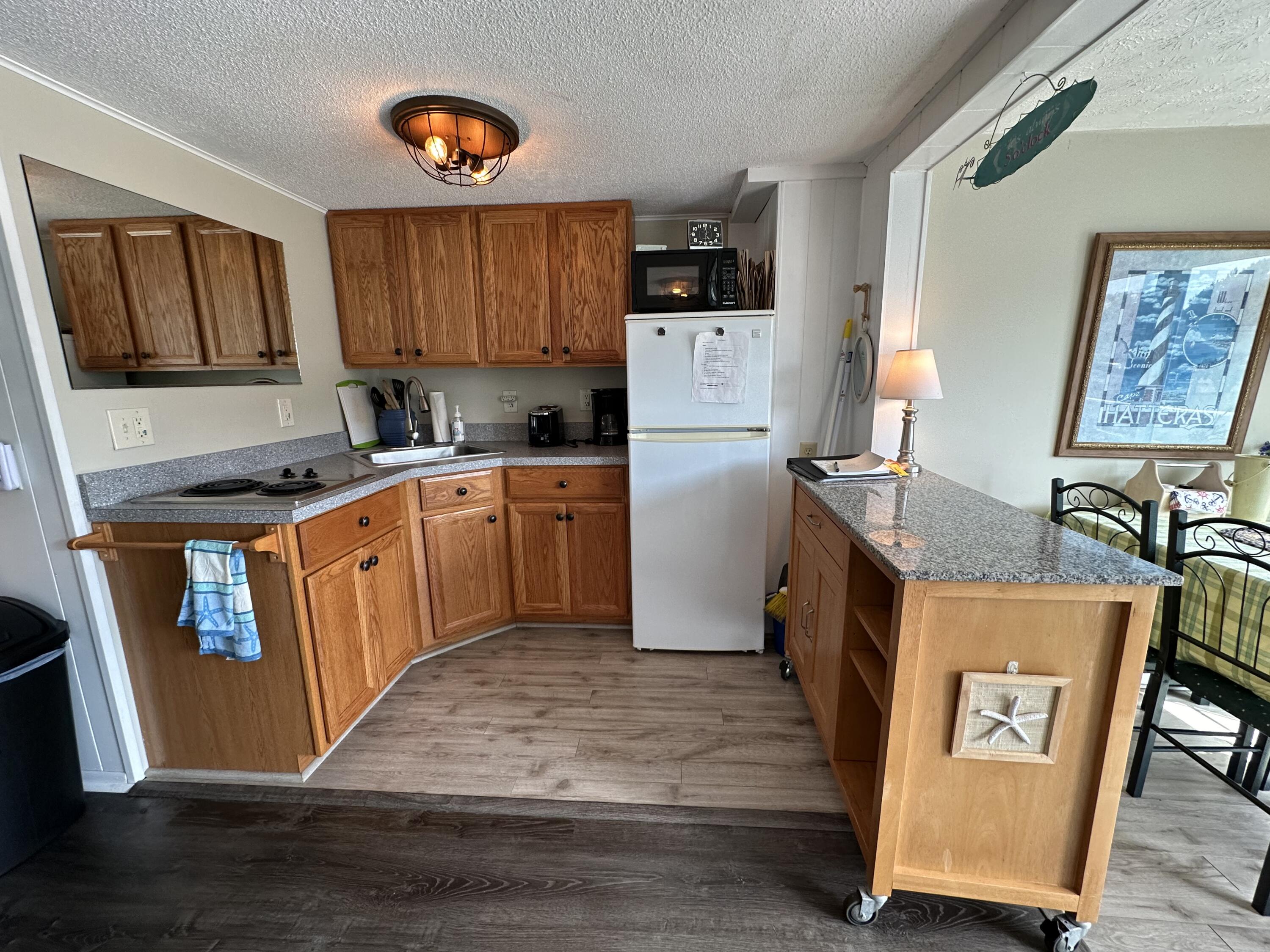 2090 Post Road, Unit 8B Wells, ME 04090 - Photo 6 of 22 IMG_7229