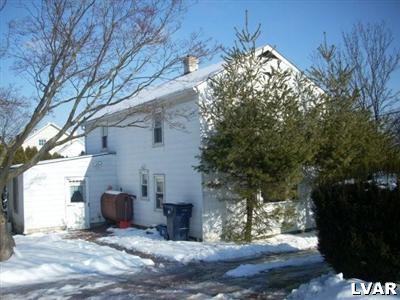 5474 Vera Cruz Road Emmaus, PA 18049 - Photo 6 of 10 Gallery Image 6