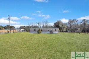 2 Pine Road Ellabell, GA 31308 - Photo 3 of 20 Gallery Image 3