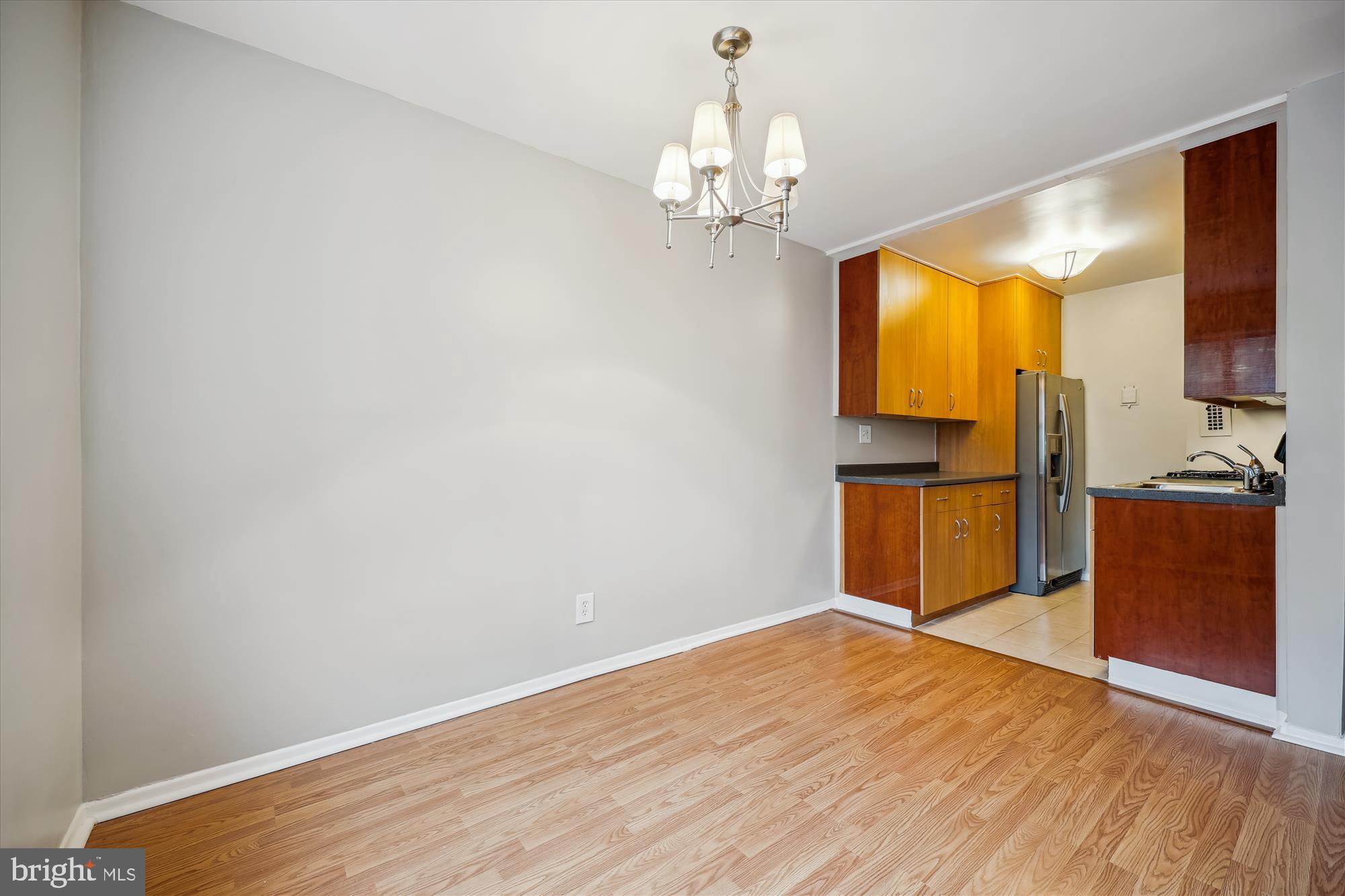 8601 Manchester Road, Unit 319 Silver Spring, MD 20901 - Photo 9 of 70 Dining Area