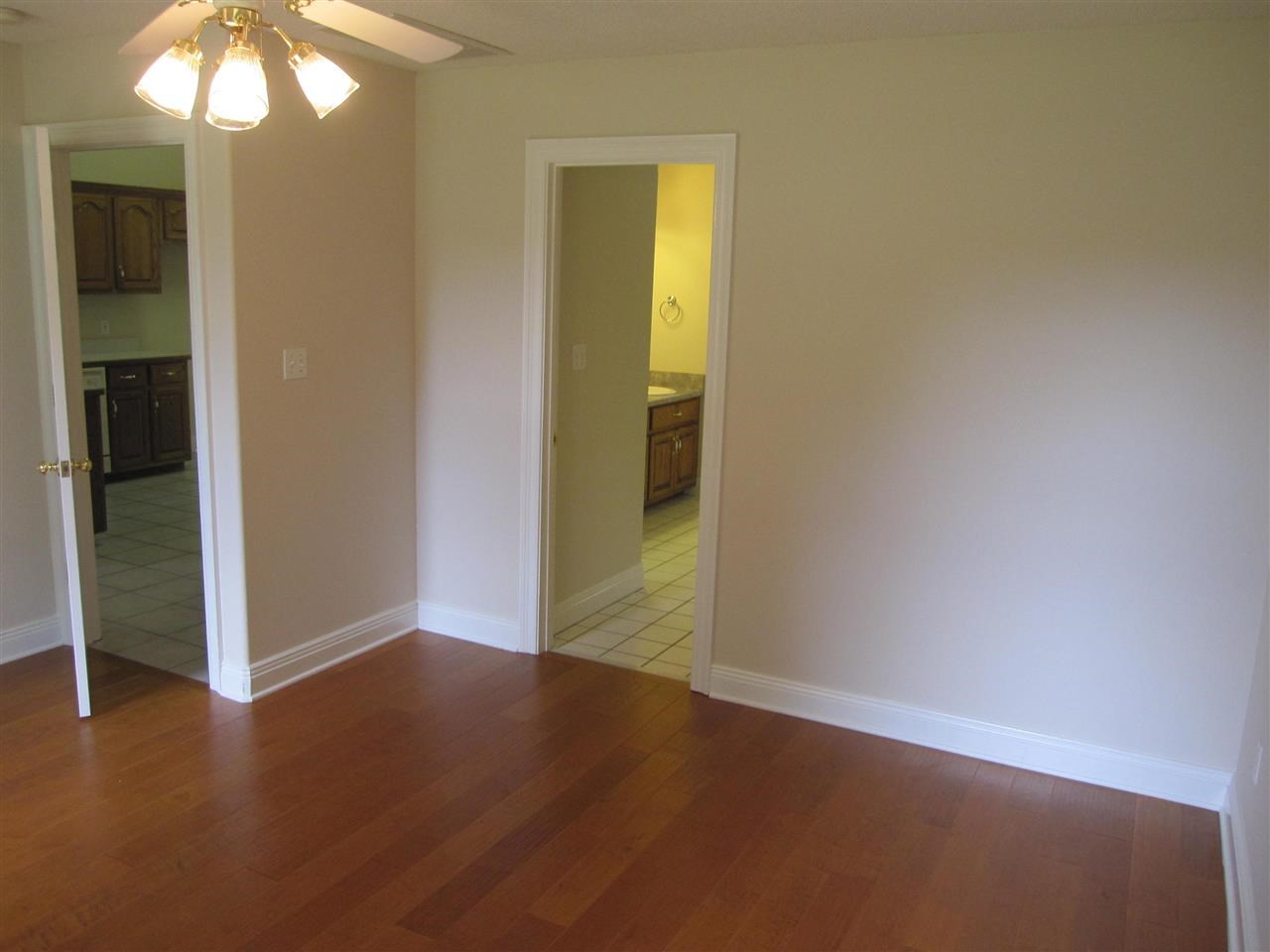 5322 Morgan Ridge Drive Milton, FL 32570 - Photo 17 of 50 towards kitchen & bath.
