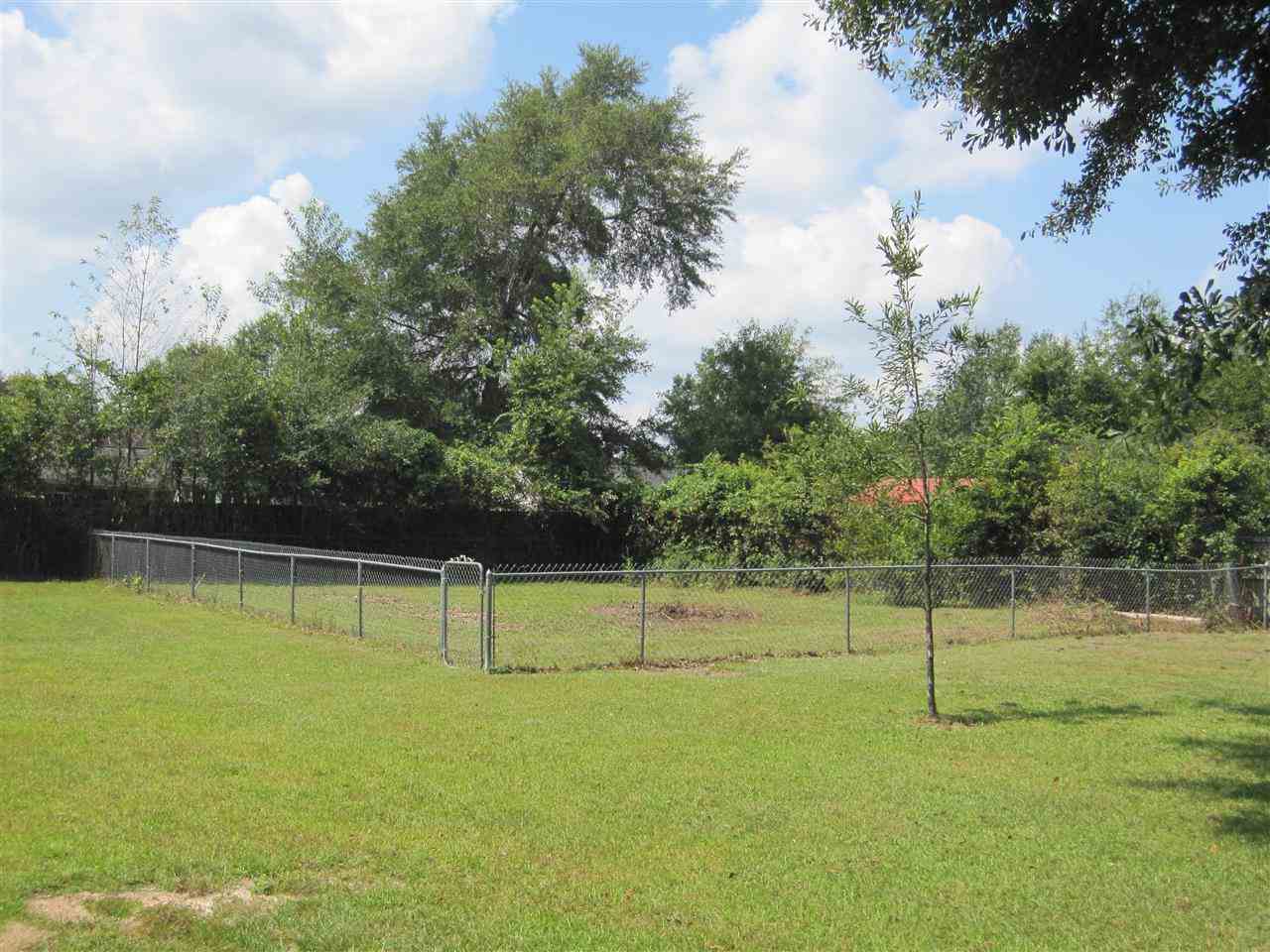 5322 Morgan Ridge Drive Milton, FL 32570 - Photo 48 of 50 the family pet to roam or your vegetable garden!
