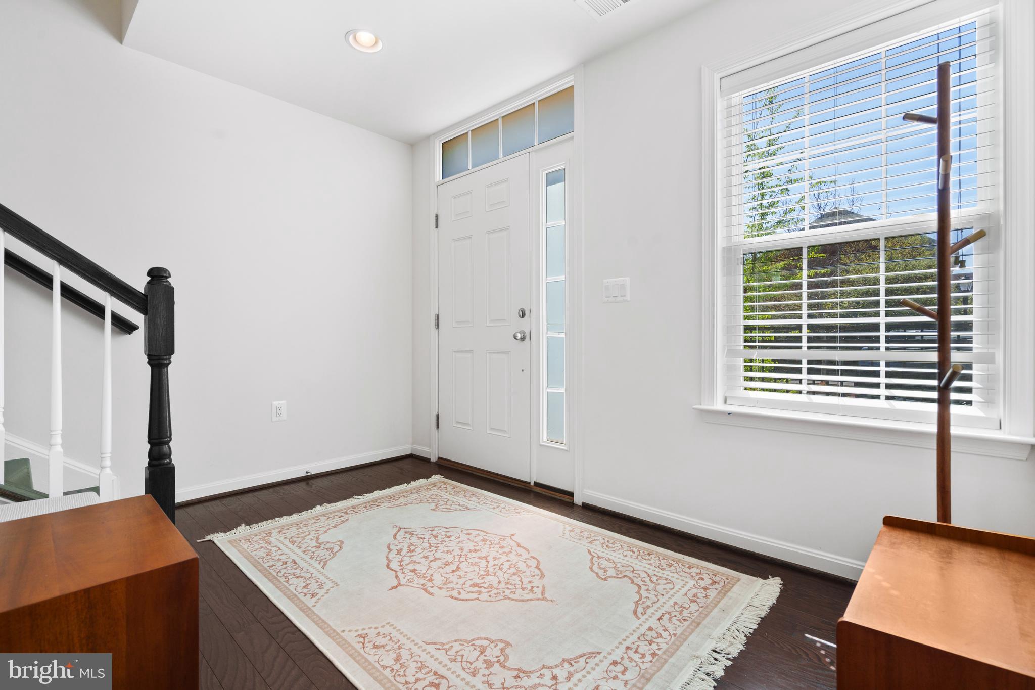 16038 Madison Ridge Place Gainesville, VA 20155 - Photo 24 of 43 Gallery Image 24