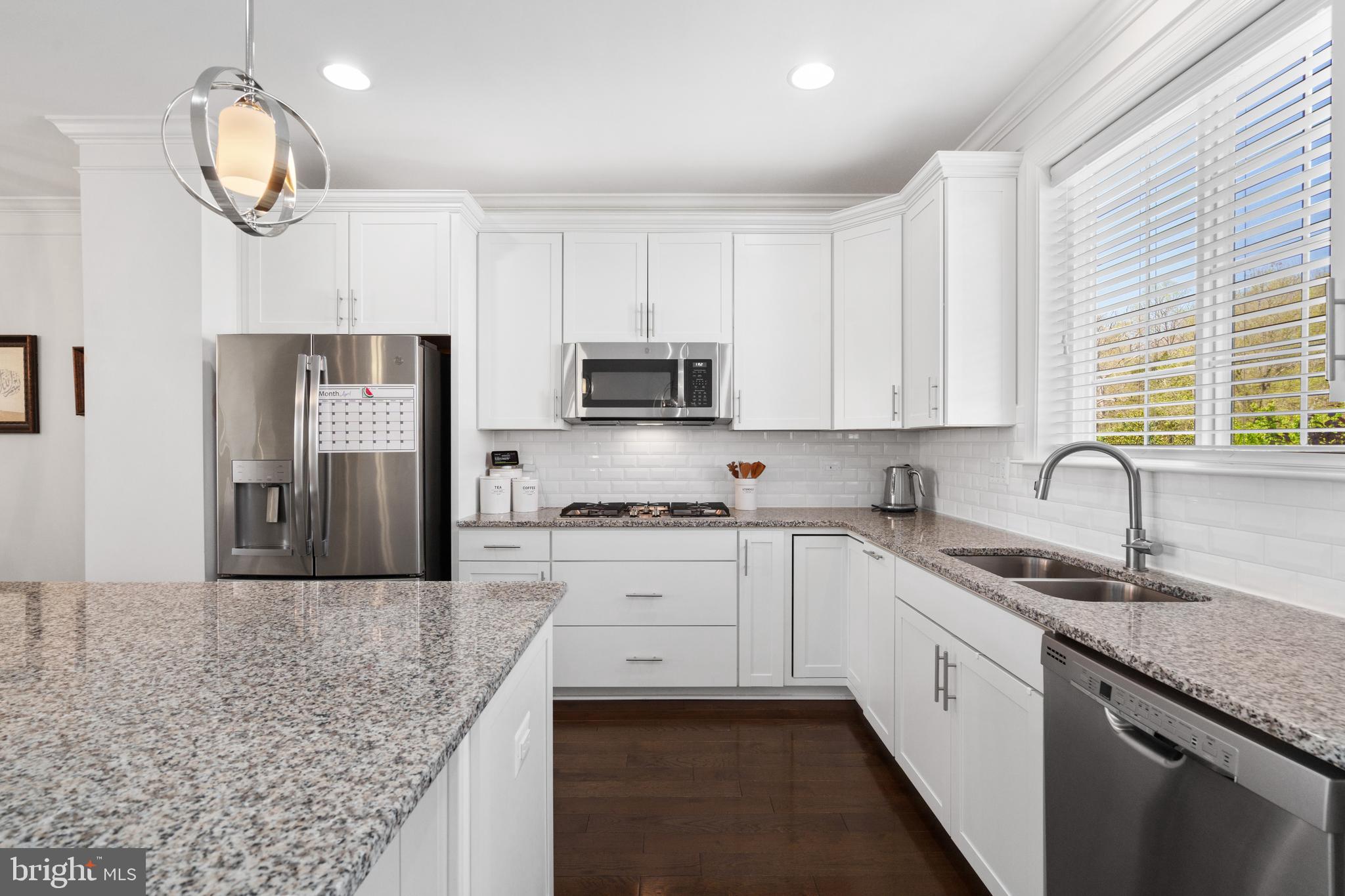 16038 Madison Ridge Place Gainesville, VA 20155 - Photo 10 of 43 Gallery Image 10