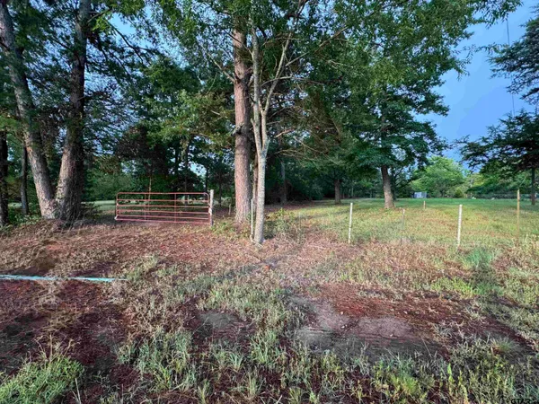$195,000 | 227 Arp Tx 75750, Arp, TX 75750