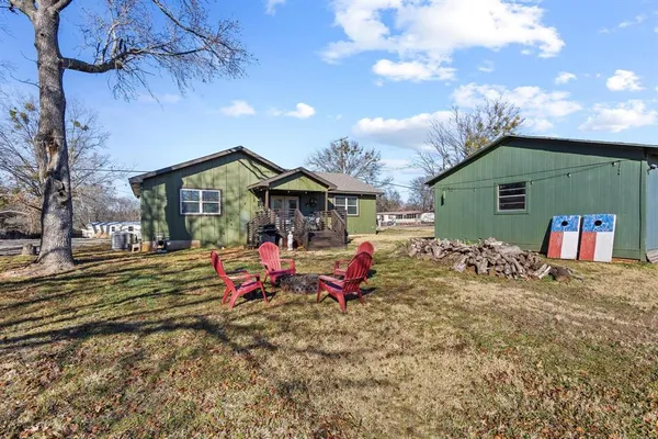 $249,900 | 210 Hiland Lane, Pottsboro, TX 75076
